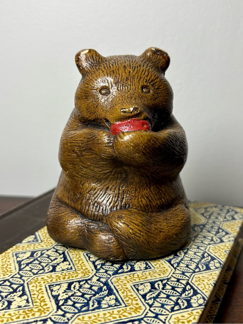 vintage 1970’s Accents Unlimited hand-painted Bear figurine faux wood chalkware?